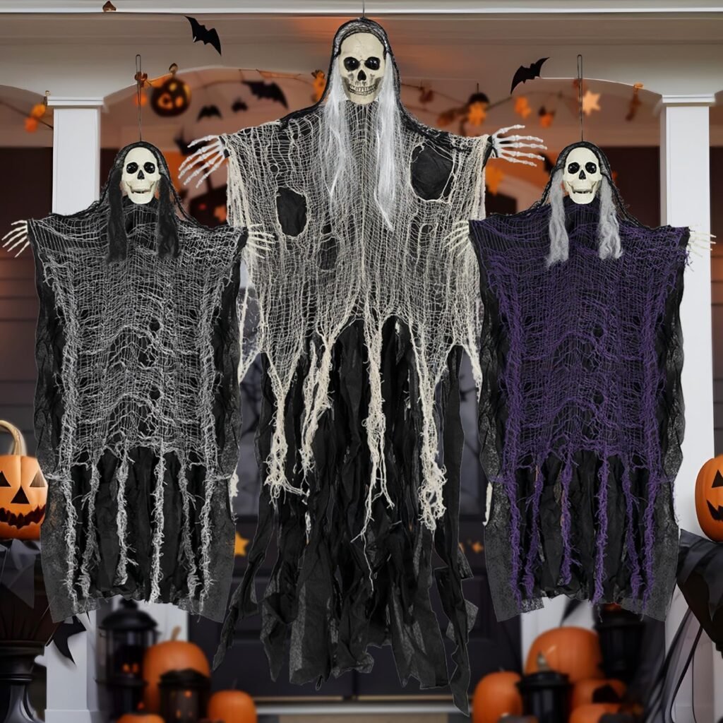 Set of 3 Scary, Hanging Ghosts